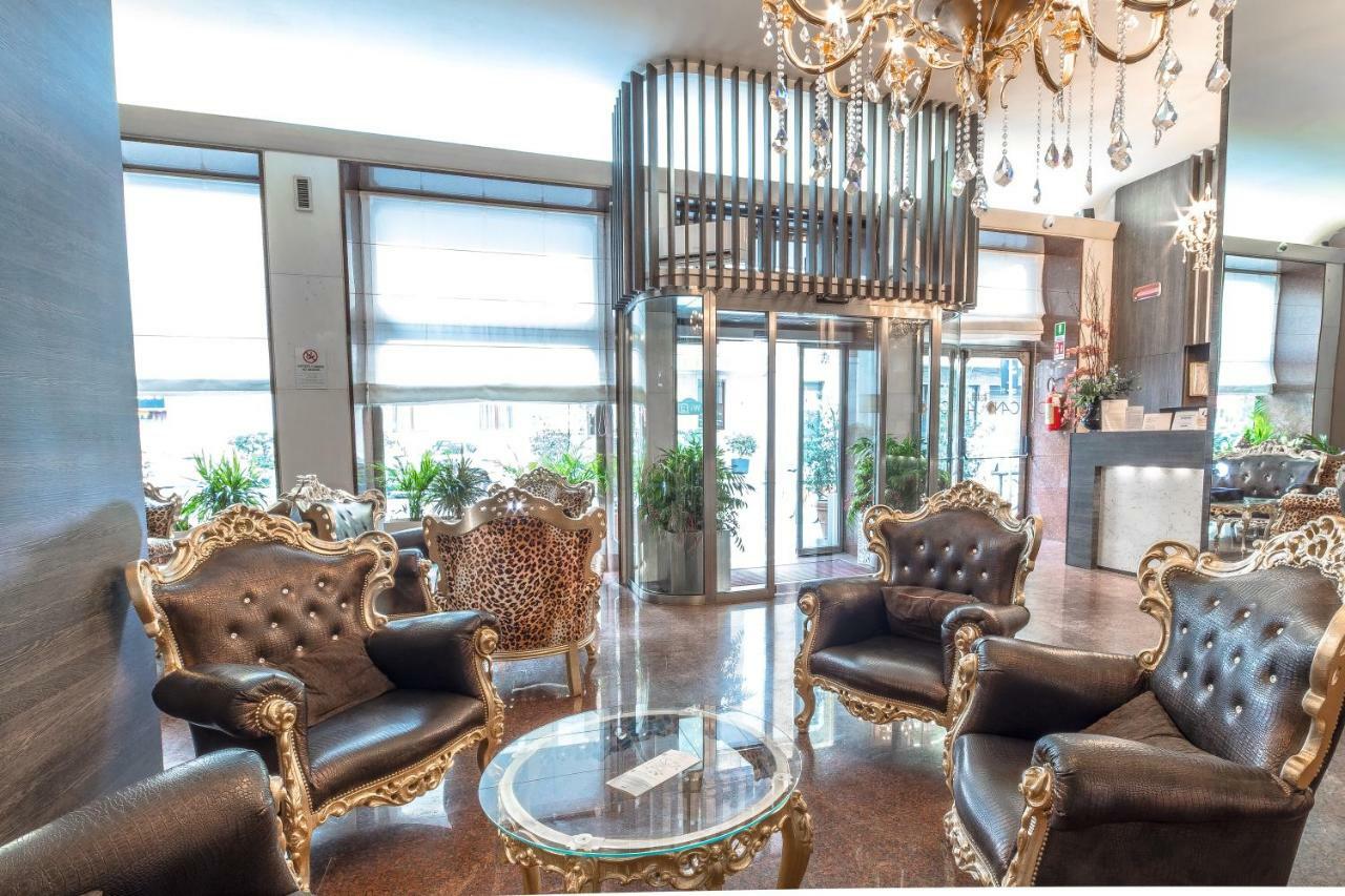 Canova Hotel Милано Екстериор снимка