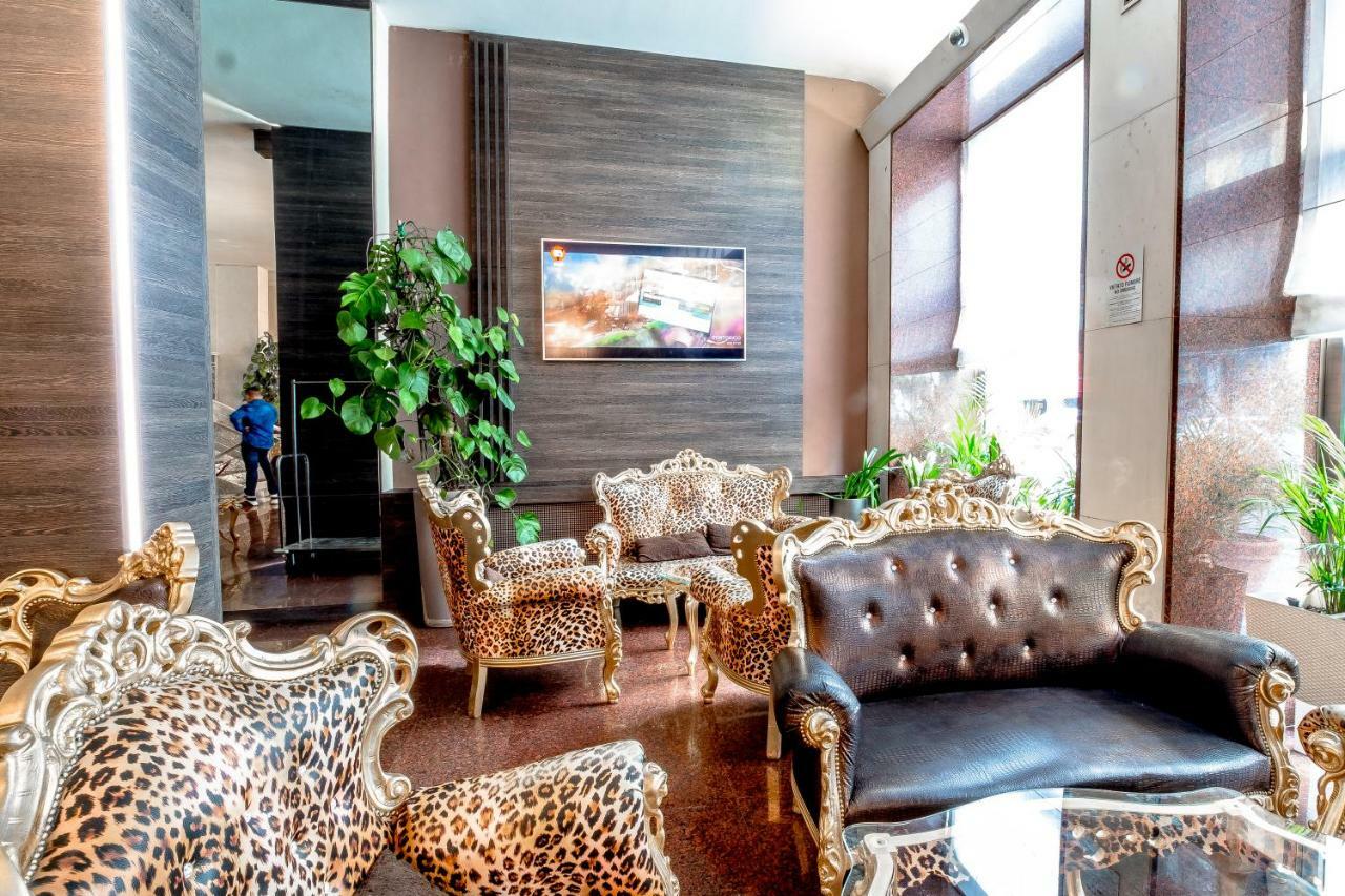 Canova Hotel Милано Екстериор снимка